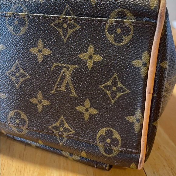 Louis Vuitton Canvas Manhattan PM Satchel Handbag - Picture 16 of 16